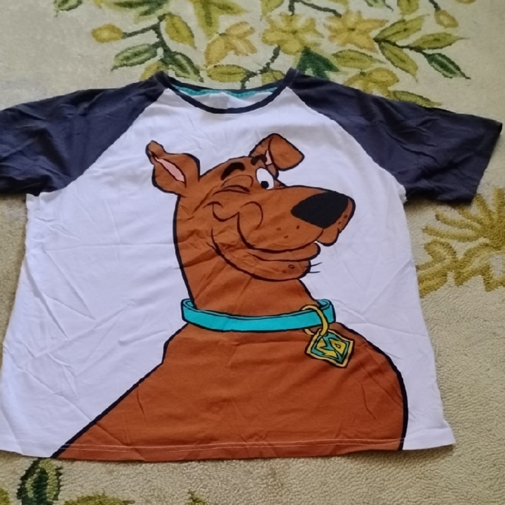 Men's White and Blue XL Authentic Scooby Doo Close Up Face Graphic Shirt